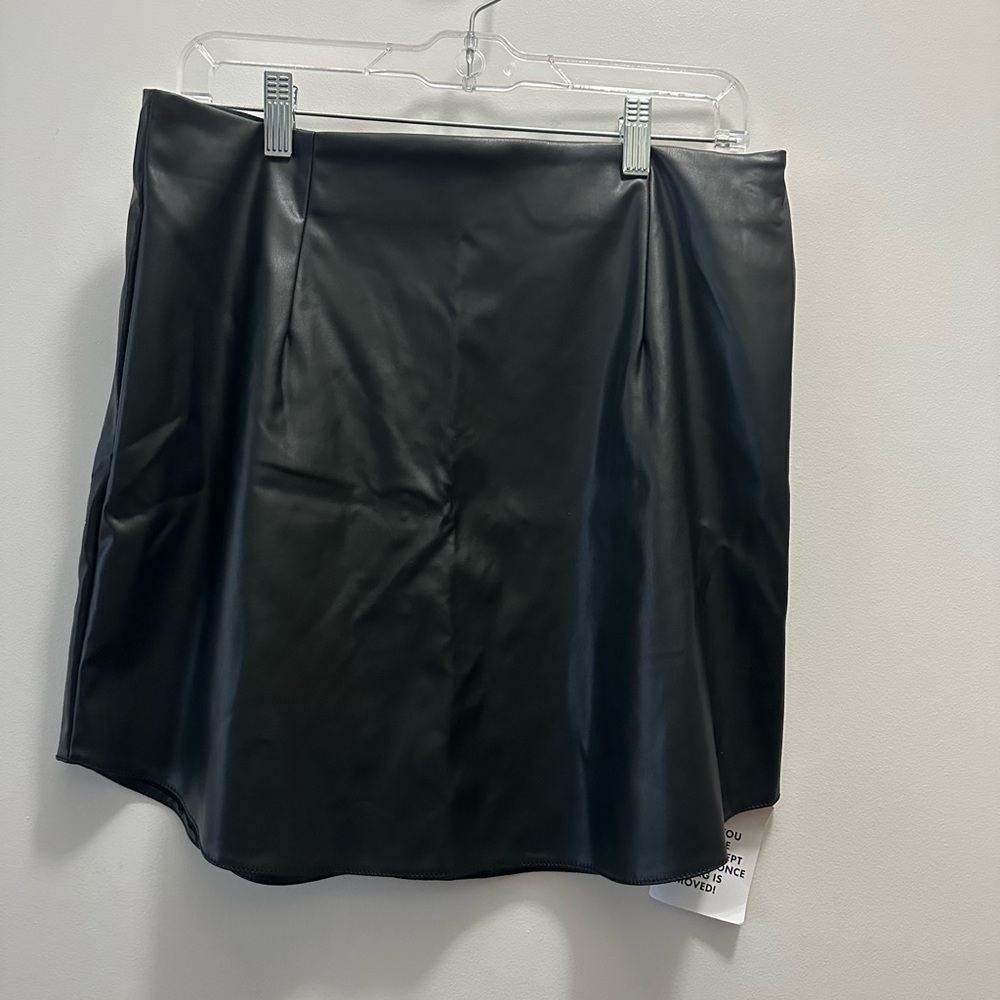 Tall faux leather curved hem mini skirt in black